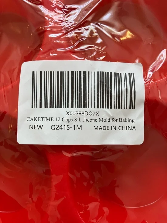 NWT Silicone Muffin Tins 2-12 count trays - Picture 4 of 4